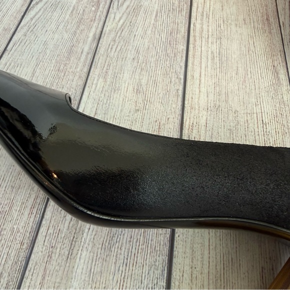 Salvatore Ferragamo Lucca Black Gold Heel Shoes 10 - Picture 8 of 9